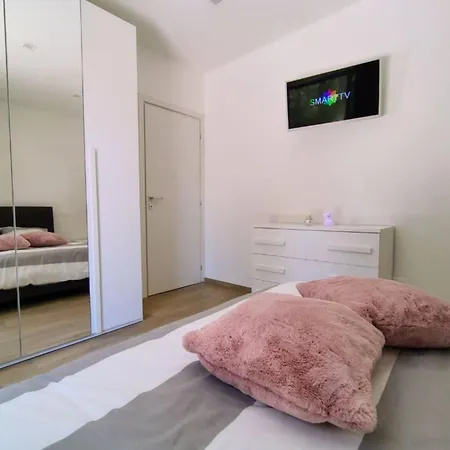 La Casetta Di Frank - *